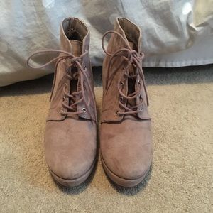 TAN BOOTIES
